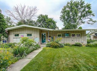 5309 Middleton Dr, Greendale, WI 53129