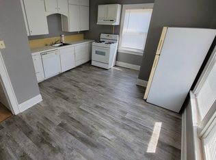 1410 32nd St #2, Des Moines, IA 50311