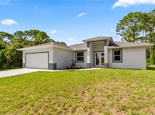 410 Thames Ave, Labelle, FL 33935