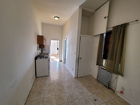 1st image of 2331 1st Ave APT 5c