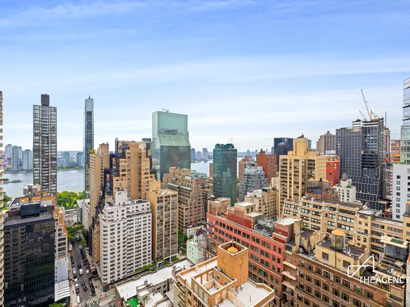 212 East 47th Street image 1 of 8