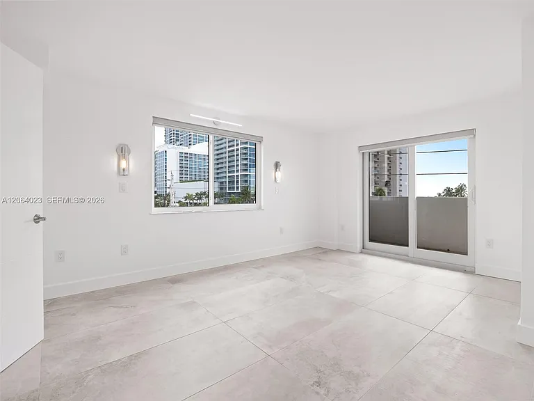 6725 Harding Ave #504 — Photo 26
