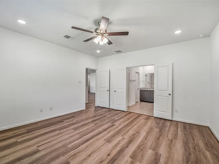 11943 Pondwood Dr — Photo 15