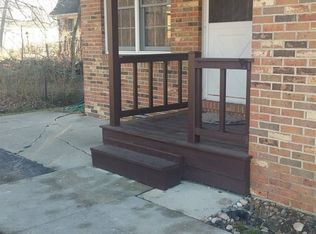 36879 Brewster Ln, New Baltimore, MI 48047