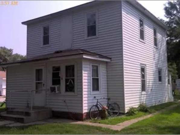 105 S King St, Plainview, NE 68769