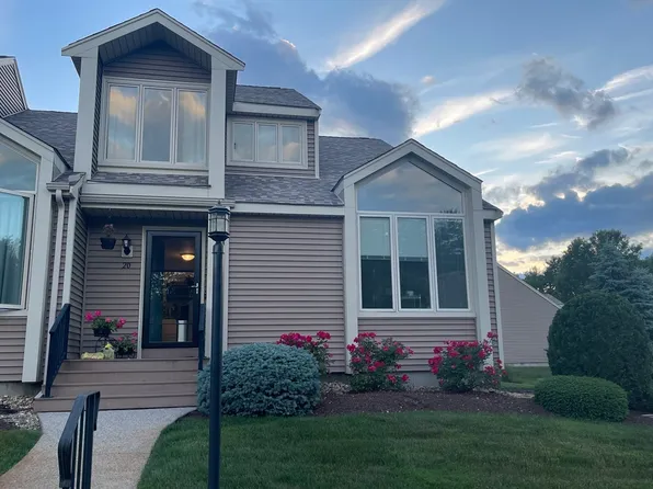 340 Centre Ave APT 20, Rockland, MA 02370