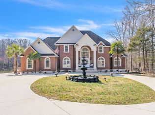 109 Brandon Dr, Hodges, SC 29653