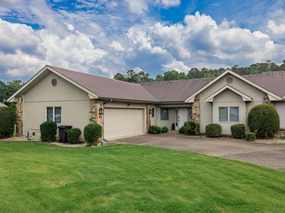 4 Isla Mujeres Ct, Hot Springs Village, AR, 71909