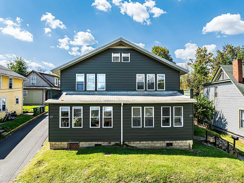 210 Dewey St
