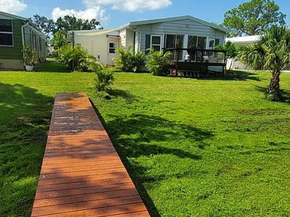 1241 N Indies Cir, Venice, FL 34285