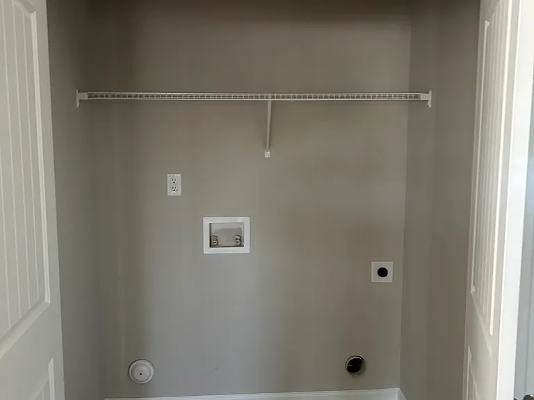 2216 Campbell Loop — Photo 10
