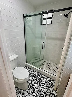 Rented by Tolmas Corporation | media 3