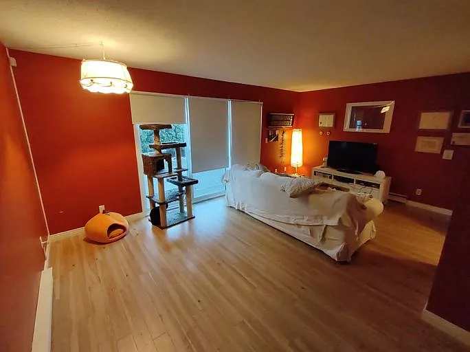 9354 Hazel St #8 — Photo 2
