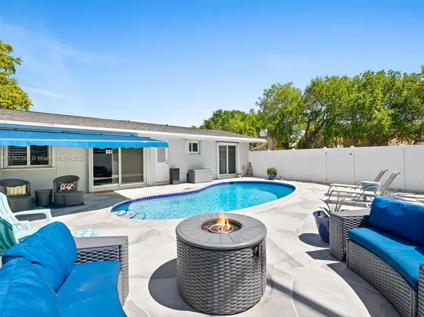 2190 NE 59th Ct, Fort Lauderdale, FL 33308