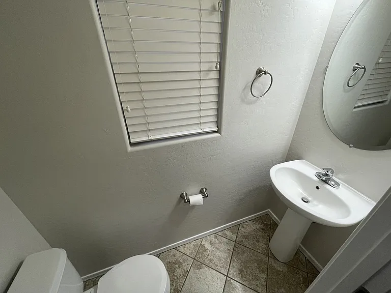 40411 W Helen Ct — Photo 14