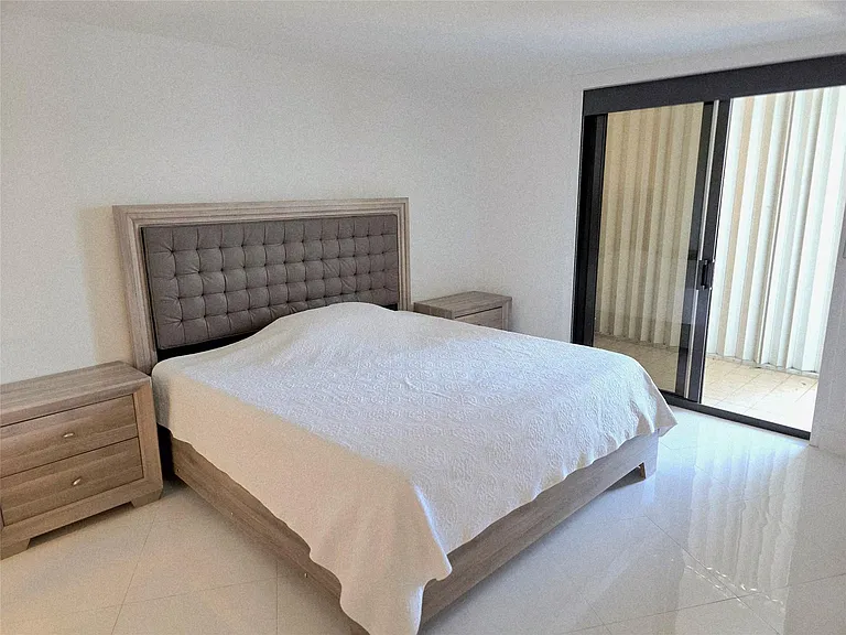 1631 S Ocean Blvd #1006 — Photo 17