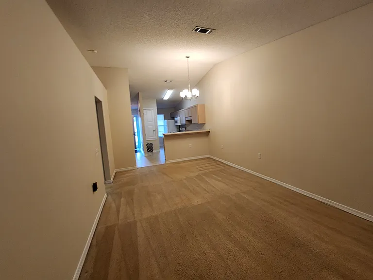9580 Cobblebrook Dr — Photo 3