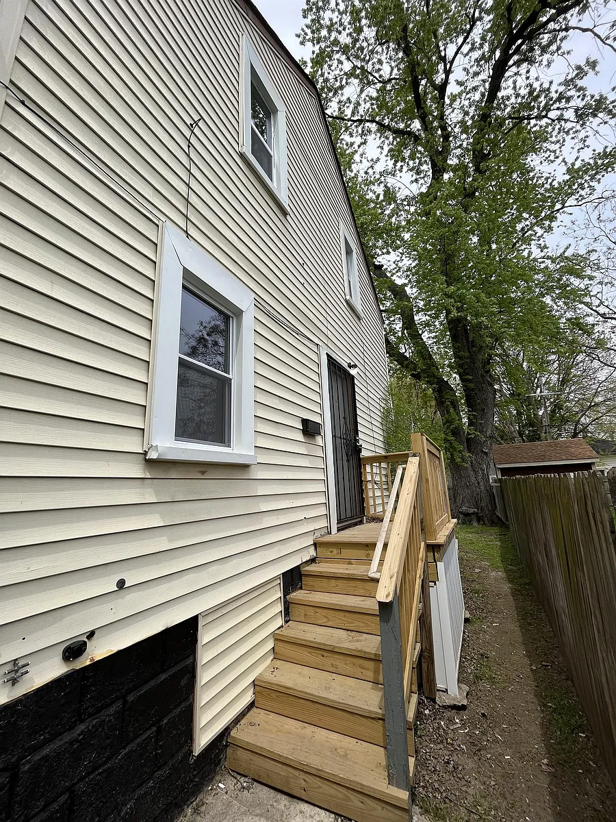 Building Photo - 56A W Glenwood St