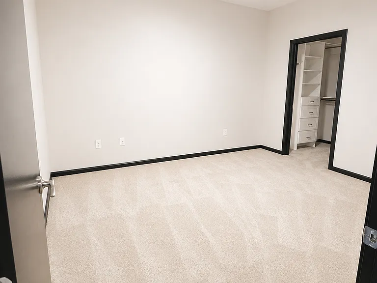 5300 Peachtree Rd #3202 — Photo 18