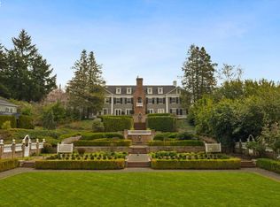 3707 SW 52nd Pl APT 8, Portland, OR 97221