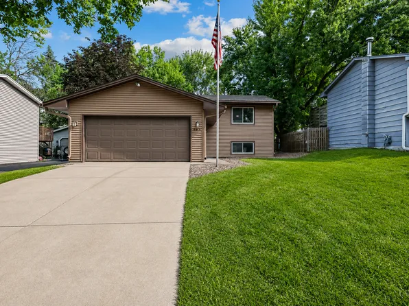 865 104th Ave NW, Coon Rapids, MN 55433