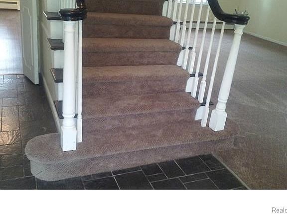 2nd image of 24034 Meadowlark Ave