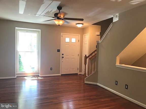 4th image of 1804 Tiger Lily Cir