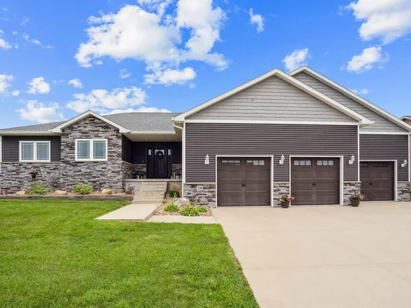 170 Fairway Dr, Dike, IA 50624