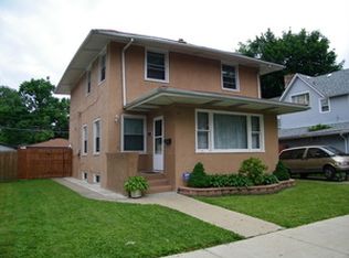 3243 W 63rd Pl, Chicago, IL 60629