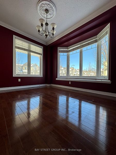 Richmond Hill Townhouse for rent - 4 Bedrooms — photo 9
