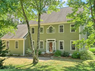82 Colonial Dr, Shrewsbury, MA 01545