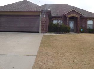 1968 Leslie Beachler Ln, Midwest City, OK 73130