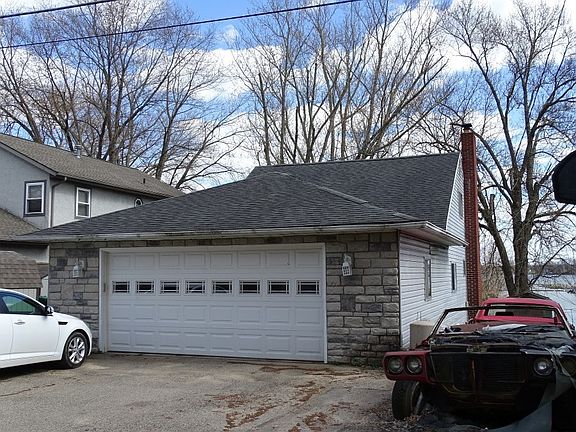 2nd image of 21 Lakeview Dr