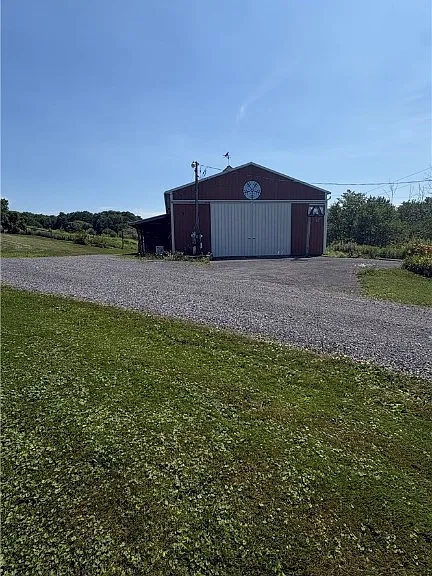 665 Buffalo Rd — Photo 2