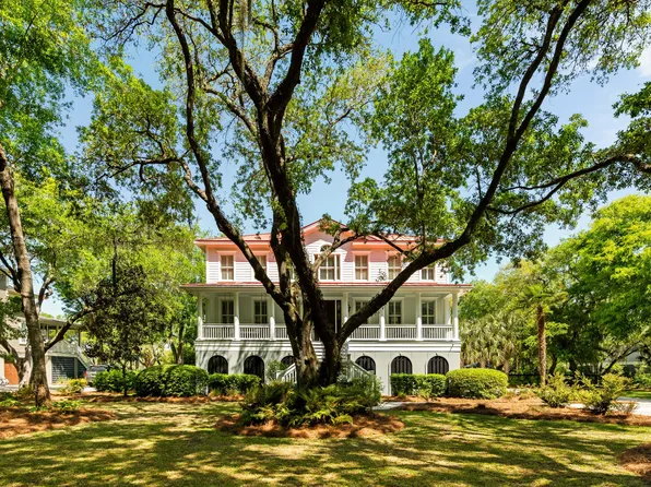 554 Parrot Point Dr, Charleston, SC 29412