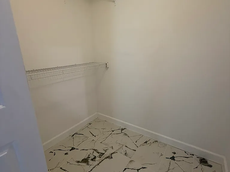 503 Abingdon Way — Photo 14