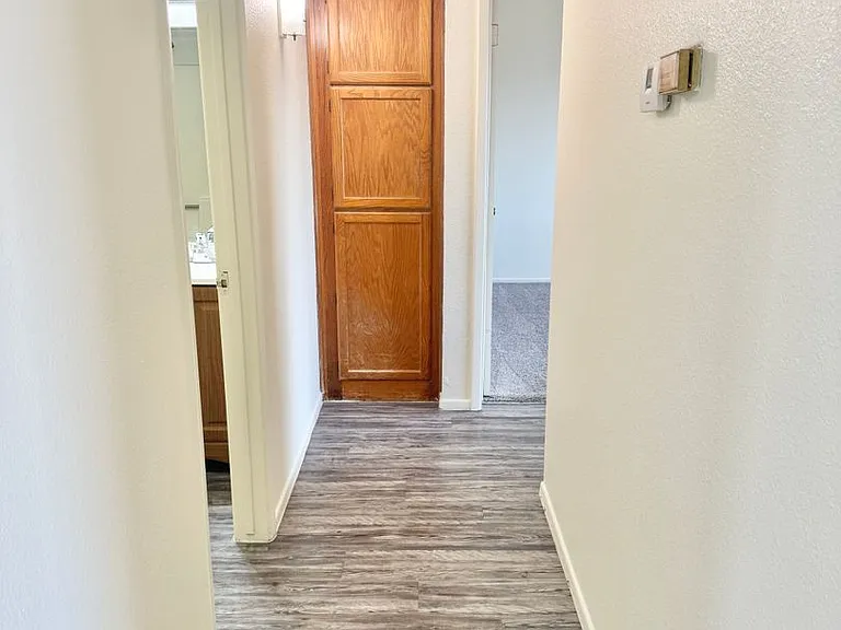 6828 N 81st Ln — Photo 23