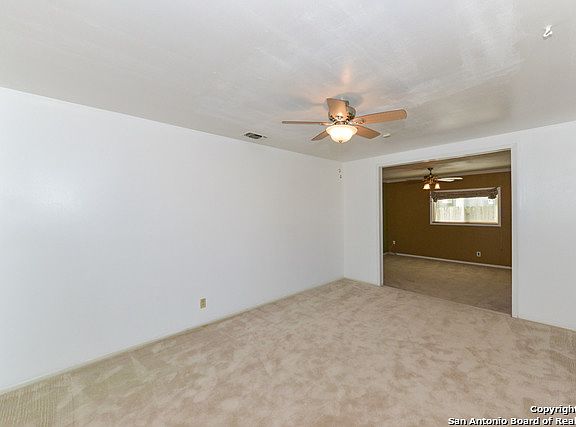 5th image of 5022 Village Ct