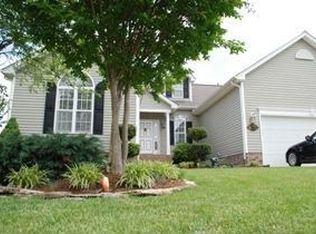 4352 Peaceford Glen Dr, High Point, NC 27265