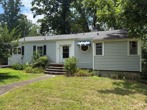 110 Locust Ct, Arden, NC 28704