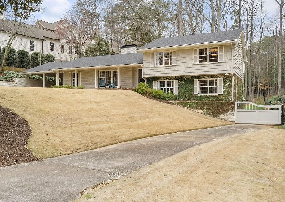 1st image of 439 Broadland Rd NW