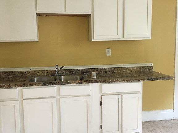 3rd image of 1102 E 20th Ave