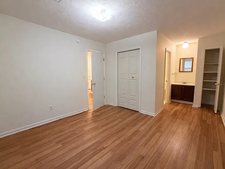 1170 Miller St #1 — Photo 10