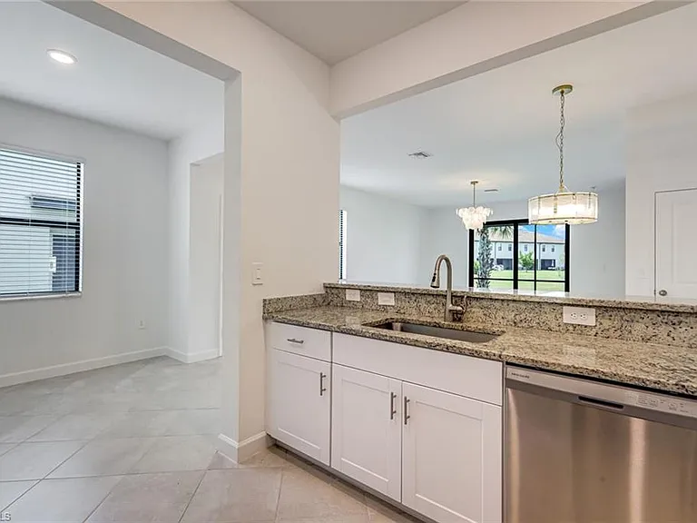 14159 Gardeners Way — Photo 9
