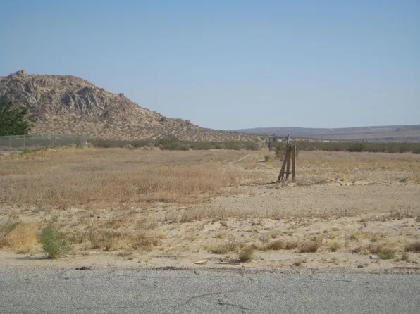 Cor Ave N Drt 161st Ste, Lancaster, CA 93535