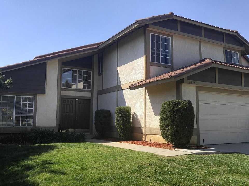 1st image of 12561 Willow Tree Ave