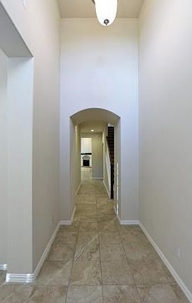 4th image of 104 Marys Creek Ln