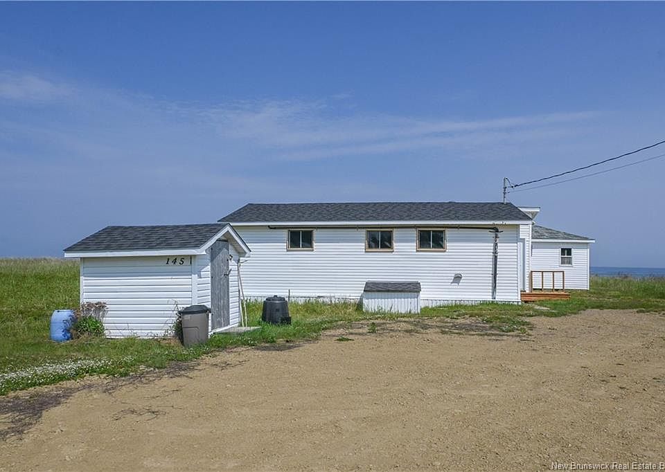 1st image of 145 Des Chalets Rd