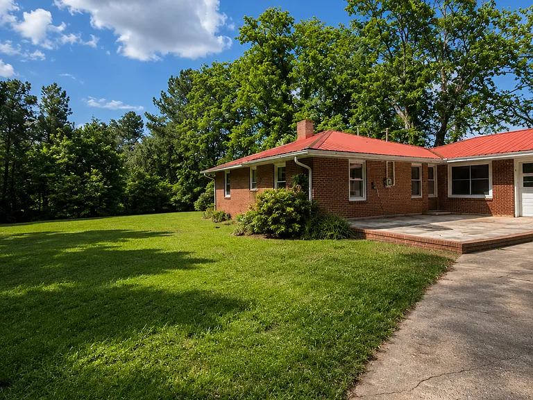 8457 Thomaston Rd — Photo 6