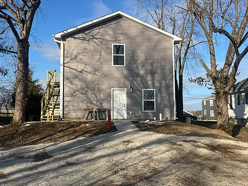 508 E 8th St Photo 1